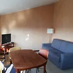 Hotel apartamentowy Teatro Triest