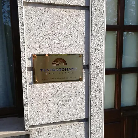 Teatro アパートホテル