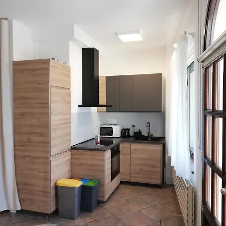 Teatro アパートホテル