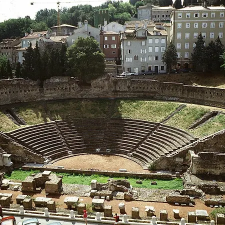 Teatro Trieste