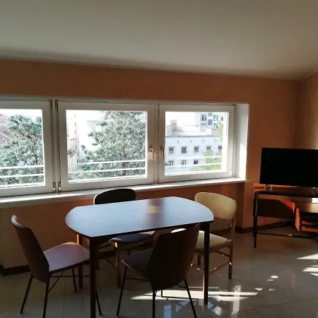 Teatro アパートホテル