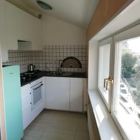 Teatro アパートホテル 3*