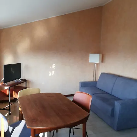 アパートホテル Teatro トリエステ